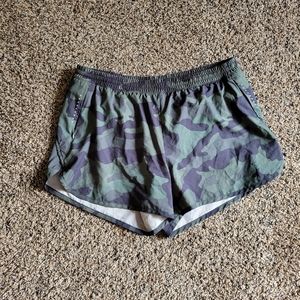 Dolphin Hem Stretch Tech Old Navy Camo